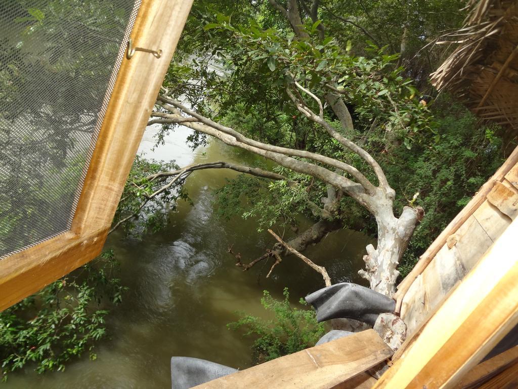 Kumbuk Tree House Villa Tissamaharama Eksteriør billede