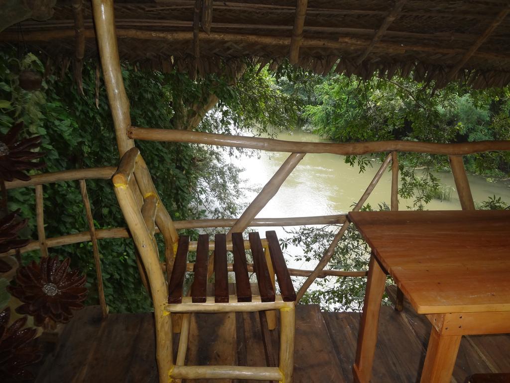 Kumbuk Tree House Villa Tissamaharama Værelse billede